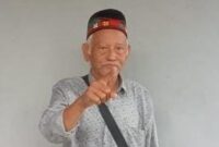 Ket foto : Ibduh Pj. Penadana Gampong Persiapan Sumber Bakti, Kecamatan Darul Makmur, Kabupaten Nagan Raya, Minggu (20-Juli-2025).