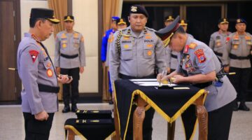 Kapolri Pimpin Sertijab Sejumlah Pejabat Tinggi Polri, Tegaskan Komitmen Penguatan Kinerja dan Regenerasi Kepemimpinan