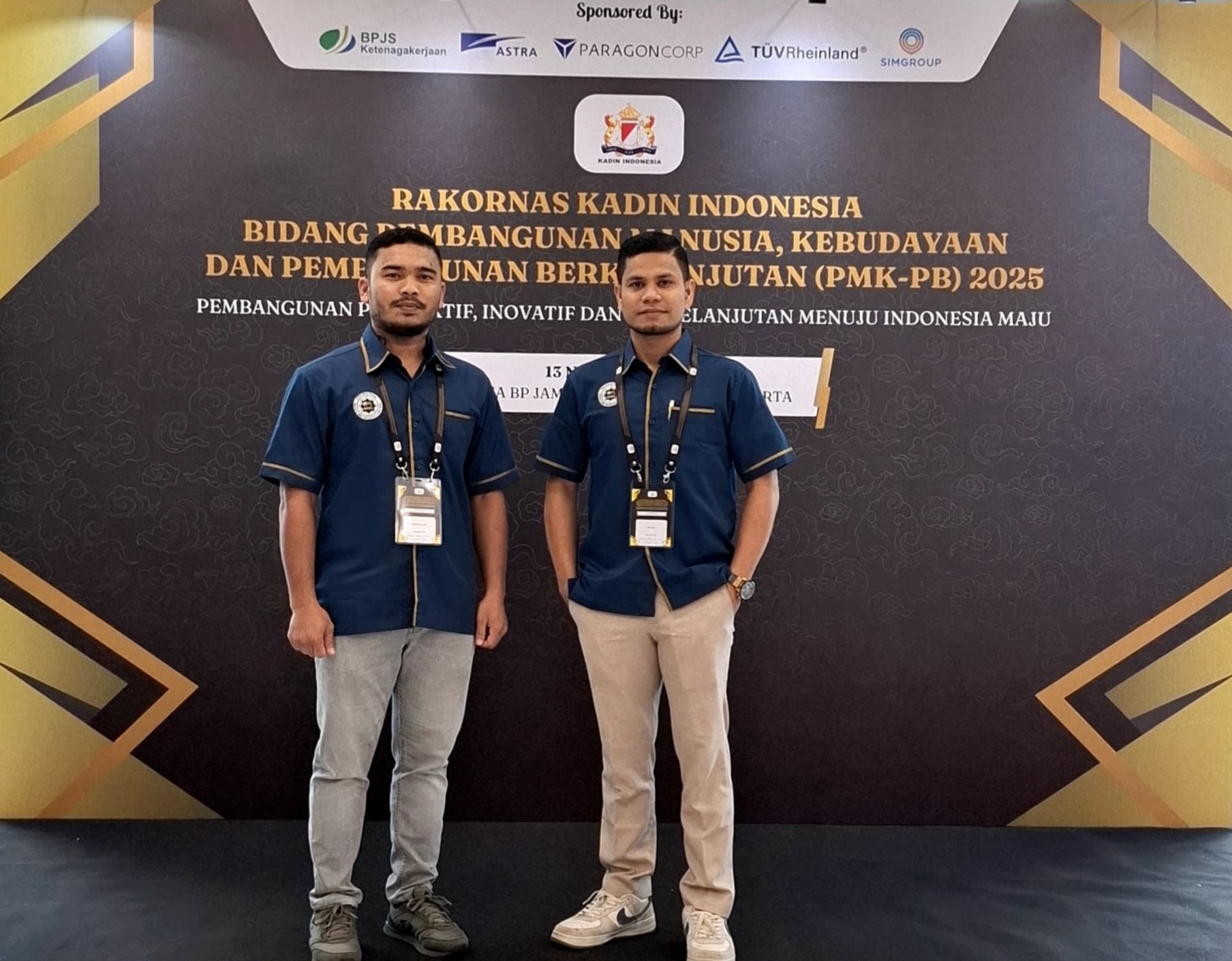 Koordinator IKA UTU Pulau Jawa, Mudah, S.E., M.Sos disamping pengurus Mustahil, S.H | Ist.