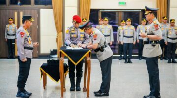 Kapolri Pimpin Pelantikan dan Sertijab Enam Kapolda Jajaran*